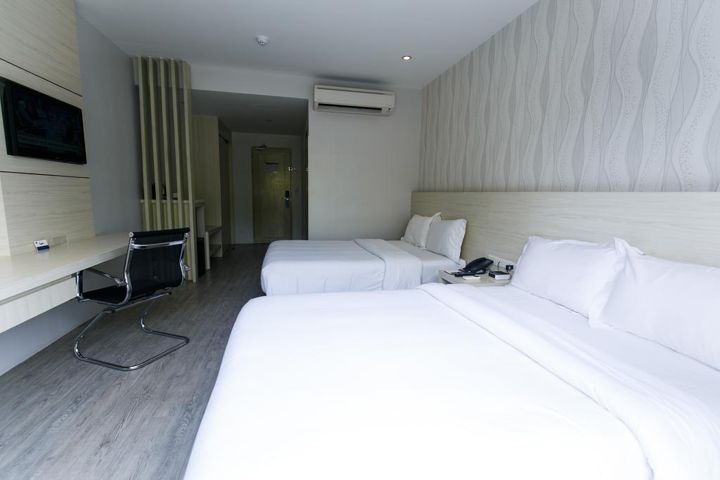 Solea Seaview Resort Île de Mactan Extérieur photo
