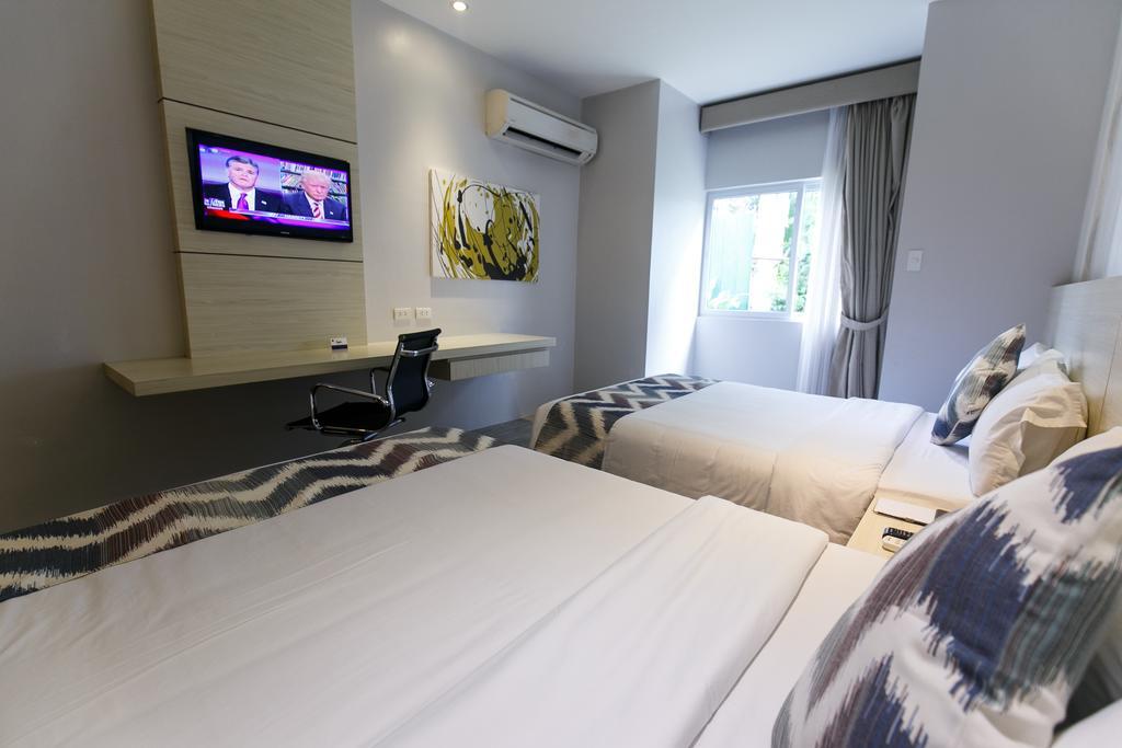 Solea Seaview Resort Île de Mactan Extérieur photo